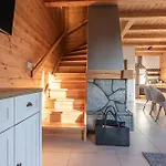 Akor House W Zebie Дом отдыха Зомб