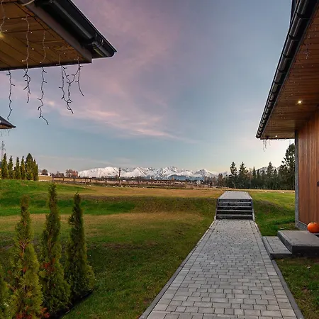 Akor House W Zebie Zab