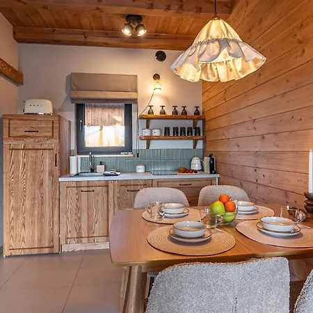 Akor House W Zebie * Zab